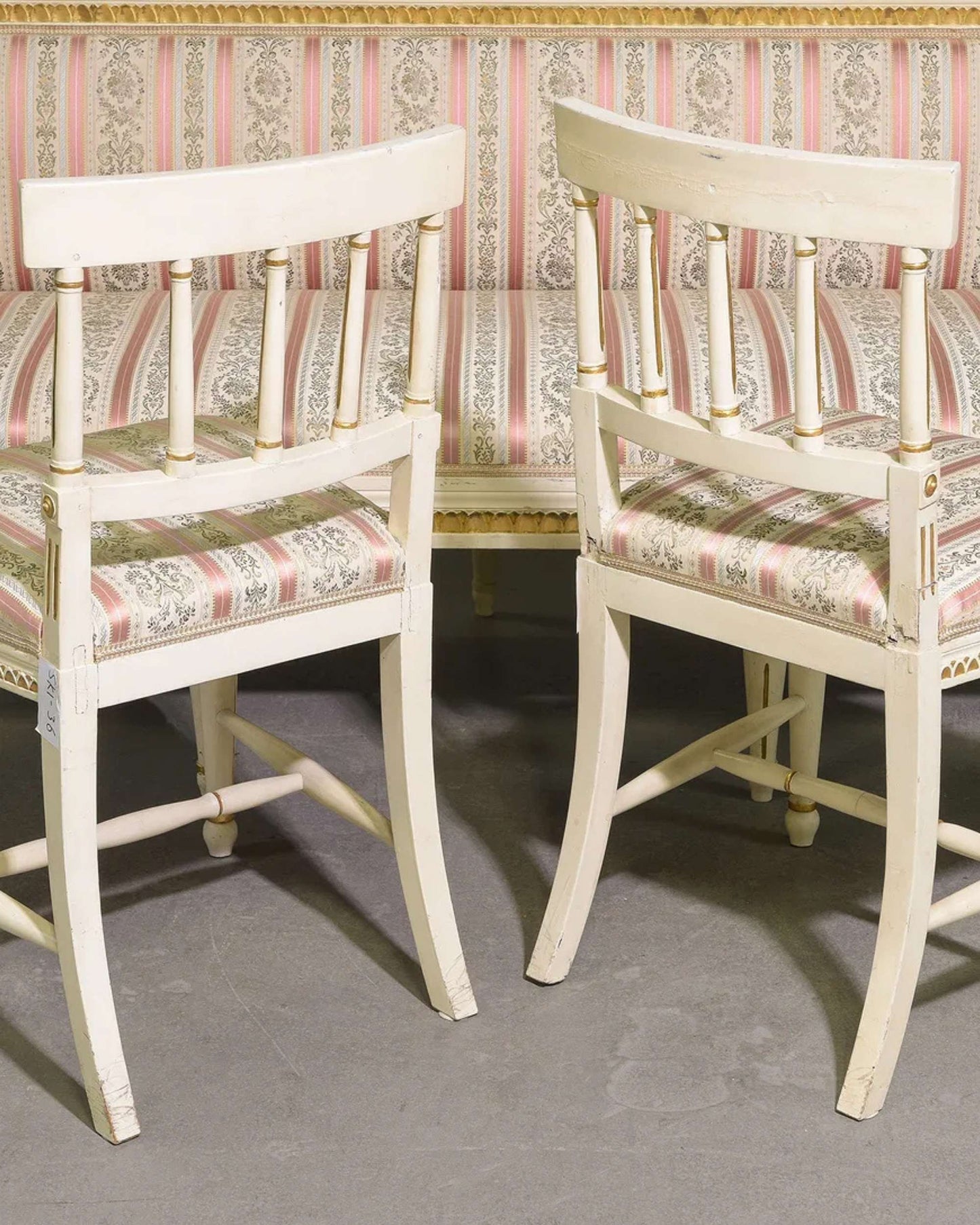 Gustavian Painted Sofa & Chairs