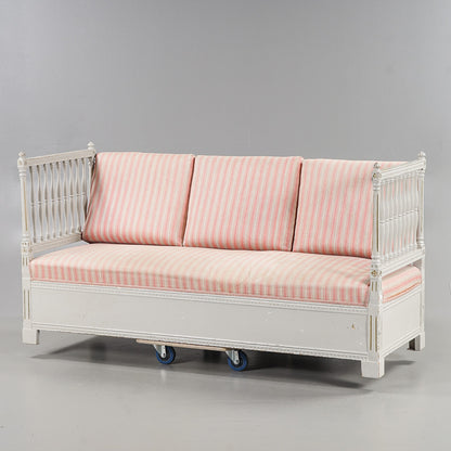 BANQUET SOFA Gustavian, 18th/19th century.