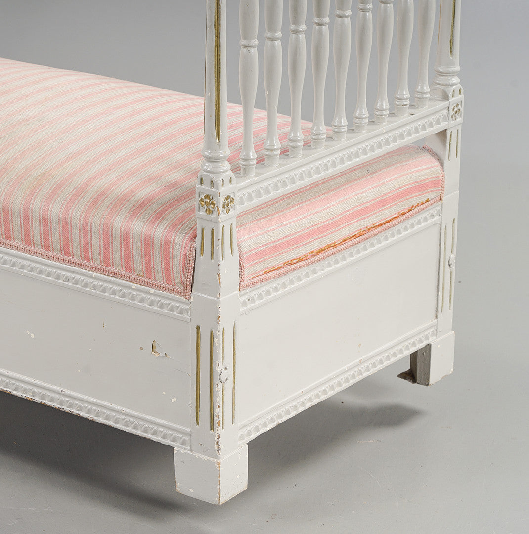 BANQUET SOFA Gustavian, 18th/19th century.