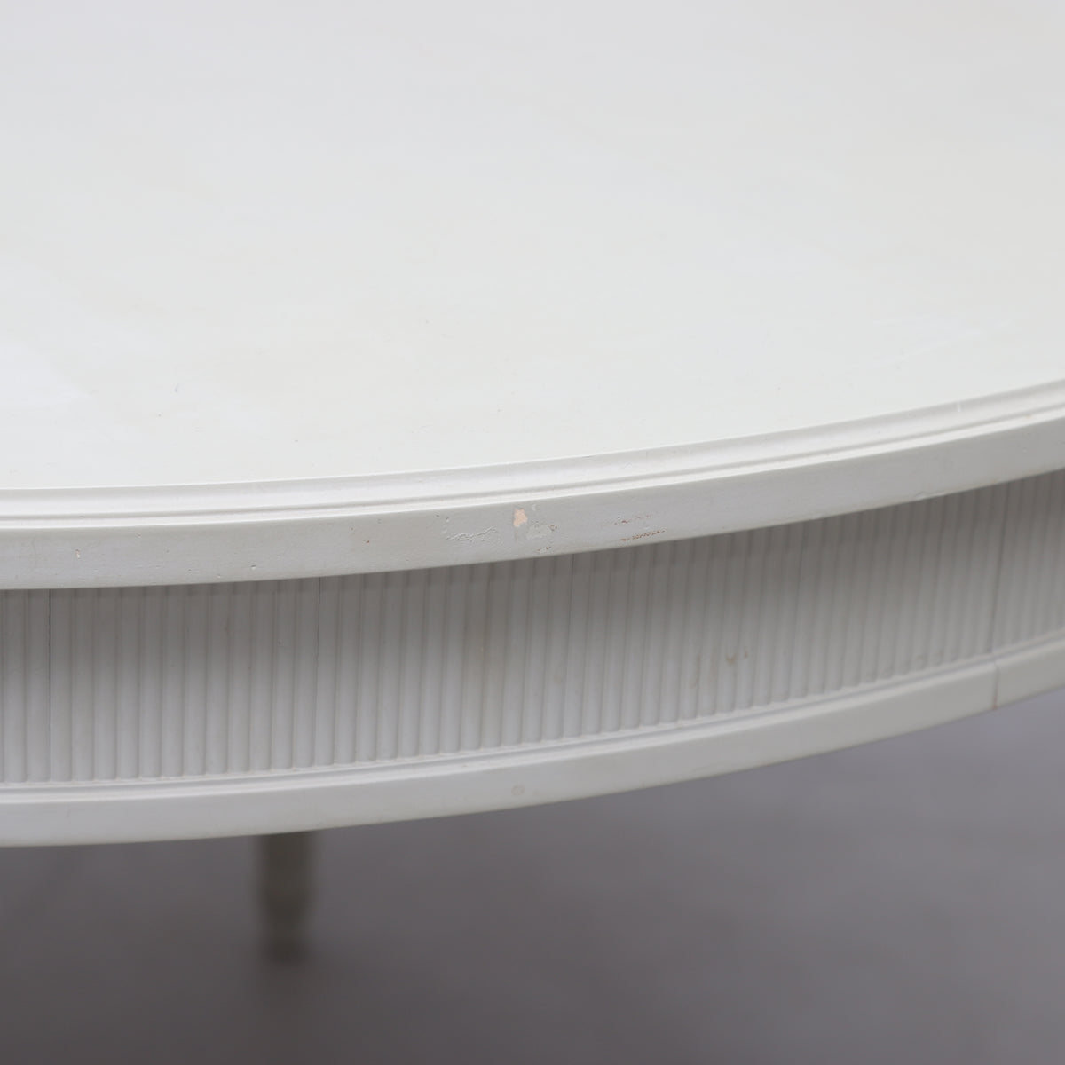 Gustavian Style Painted Round Dining Table with Three Chairs, Late 20th Century