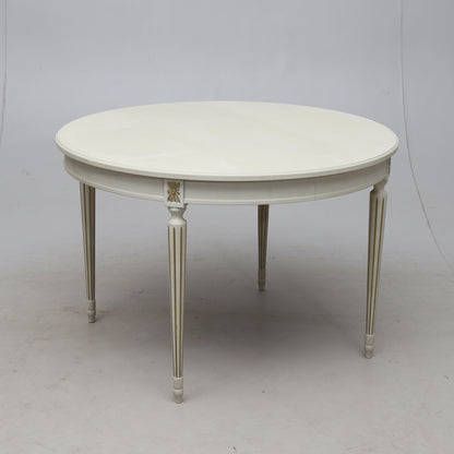 Gustavian Style Painted Round Dining Table with Three Chairs, Late 20th Century