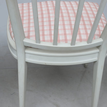 Gustavian Style Painted Round Dining Table with Three Chairs, Late 20th Century