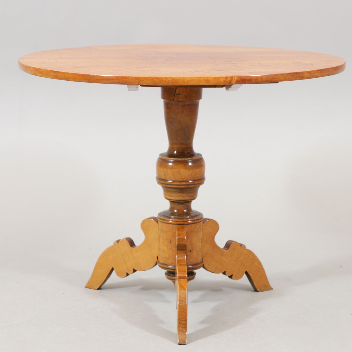 Swedish Birch Round Drop-Leaf Table, 19th/20th Century
