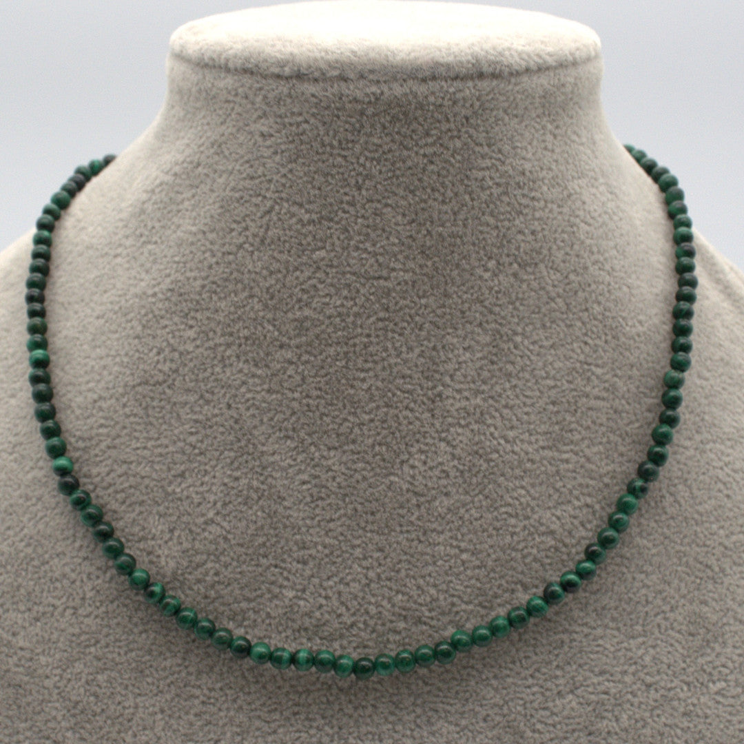 Vintage malachite bead necklace