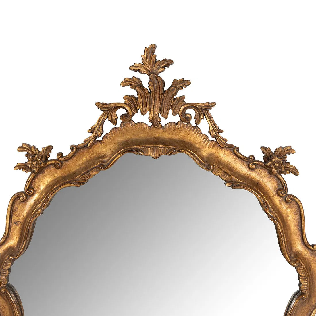 Venetian Style Carved Giltwood Mirror crest detail